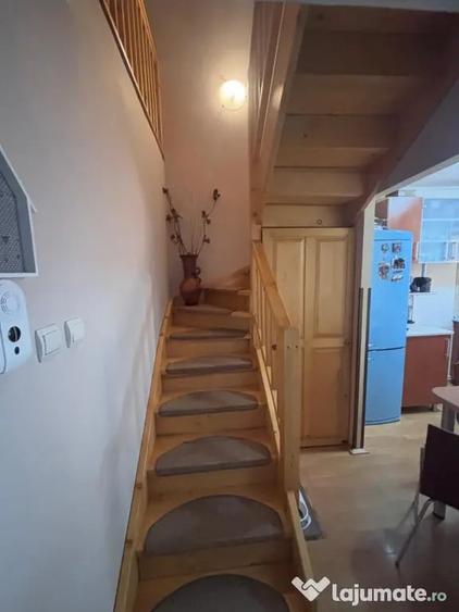 Apartament cu 3 camere decomandat în Sângeorgiu de Mureș