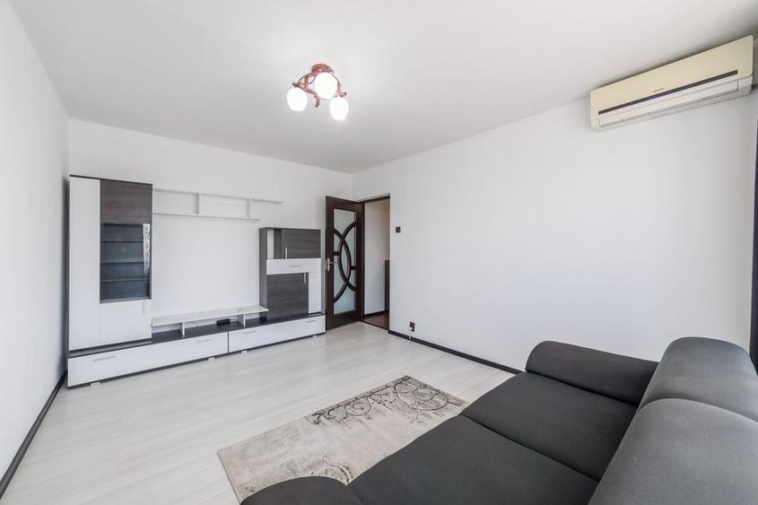 Apartament cu 2 camere semidecomandat în Banat