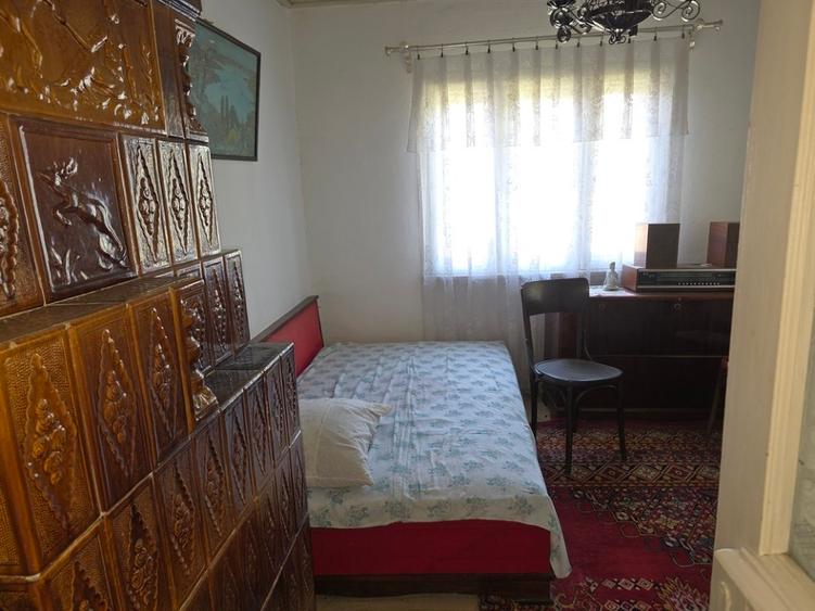 Casă individuală cu 4 camere cu Teren 1511 Mp în Adâncata