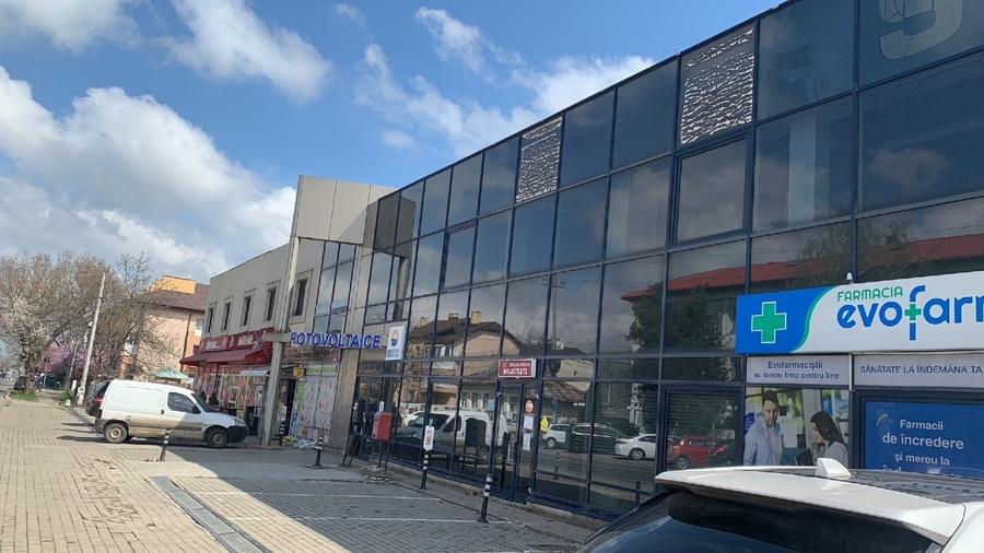 Spațiu comercial, de 90 mp, în Balotești