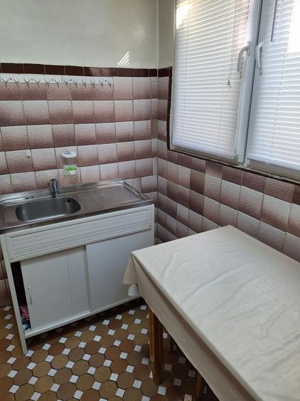 Apartament cu 2 camere decomandat în Drumul Taberei