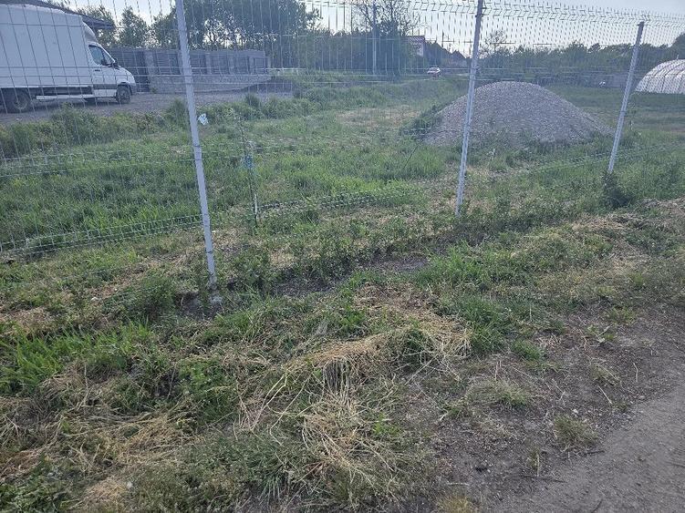 Teren de 973 mp, în Ambud