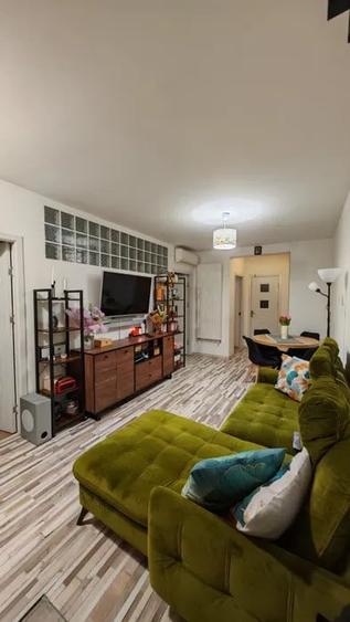 Apartament cu 3 camere semidecomandat, mobilat în Florești — fotografia 2