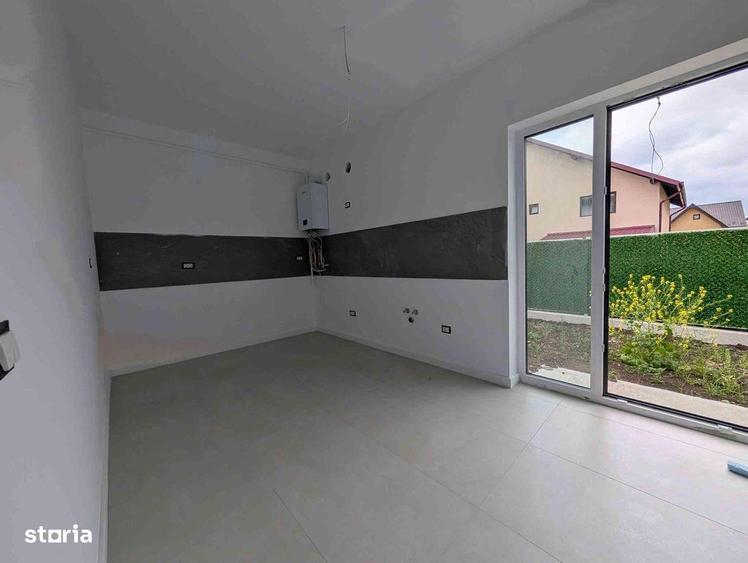 Casă cu 4 camere cu Teren 125 Mp în Popas Păcurari