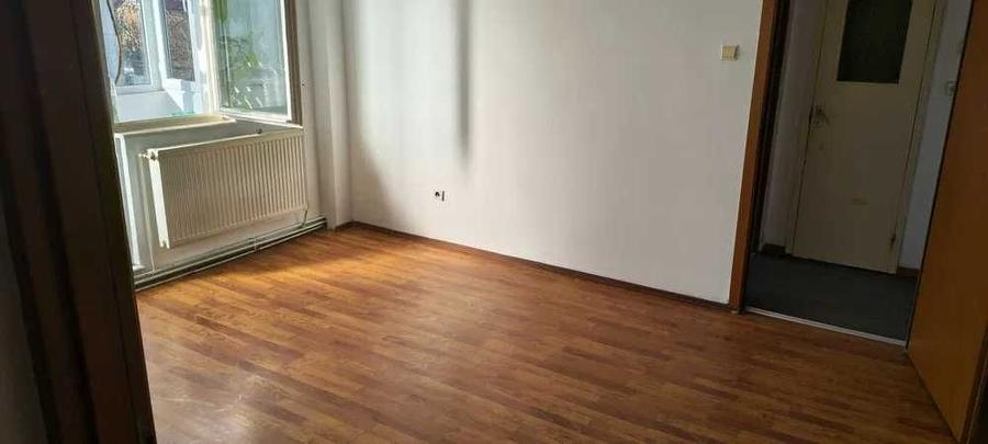 Vand apartament 2 camere Astra - 1
