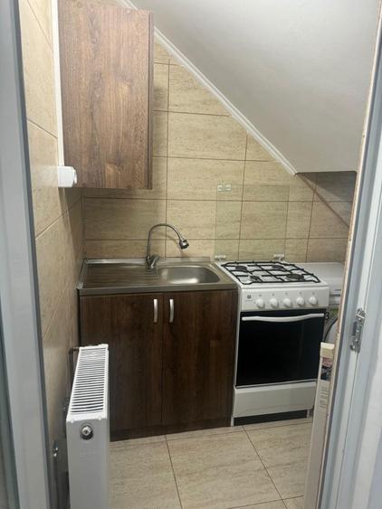 Inchiriez garsoniera - 3