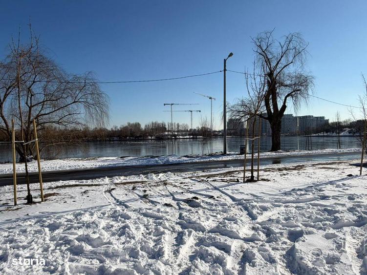 Casa de vanzare individuala la lac | 4 camere Sector 2 - teren 310mp - 12