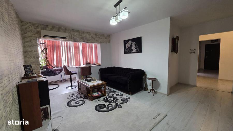 Apartament 4 camere, et. 2 - Bulevard - 3