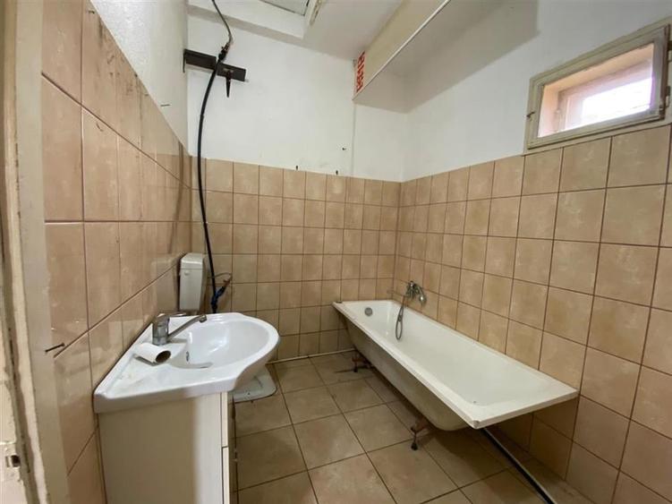 RECO  Casa in  Sacuieni  la 25km de  Marghita - 12