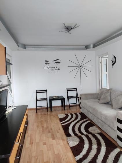 Inchiriez apartament 3 camere - 7