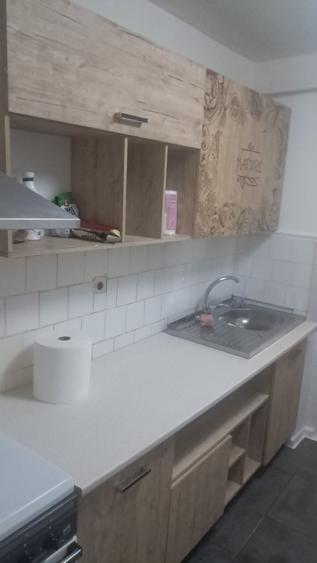 Apartament cu 2 camere decomandat în Nicolina