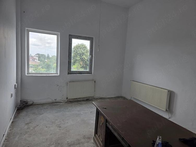 Spațiu comercial, de 1,513 mp, în Sud