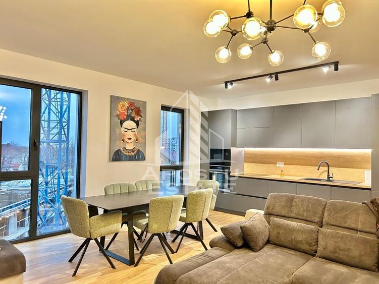 Apartament 4 camere , mobilat lux, loc parcare SUBTERAN,  Central - 1