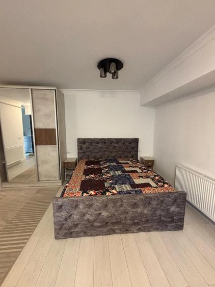 Garsonieră decomandată în Central