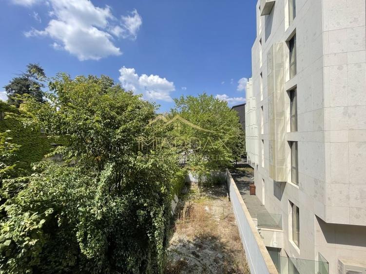 4 rooms ***203 SQM useful*** / 38 SQM terrace + garage / Primaverii - 19