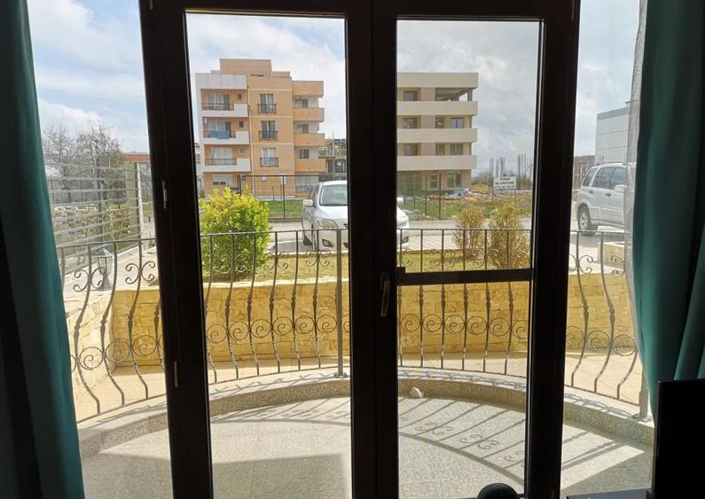 Vand studio / garsoniera Mamaia Nord cu loc de parcare - 4