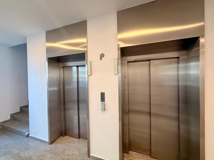 Apartament cu 2 camere decomandat, mobilat în Băneasa