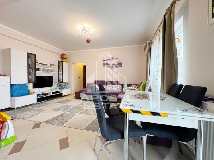 Apartament 2 camere de vanzare, 49mp utili + balcon, etajul 2/3 -Giroc - 2