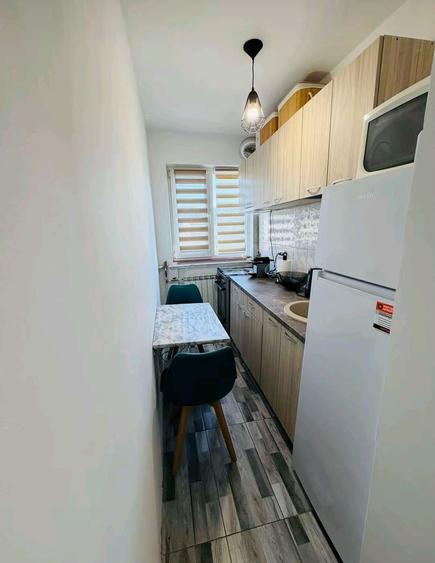 Inchiriez apartament cu 2 camere / Proprietar - 1
