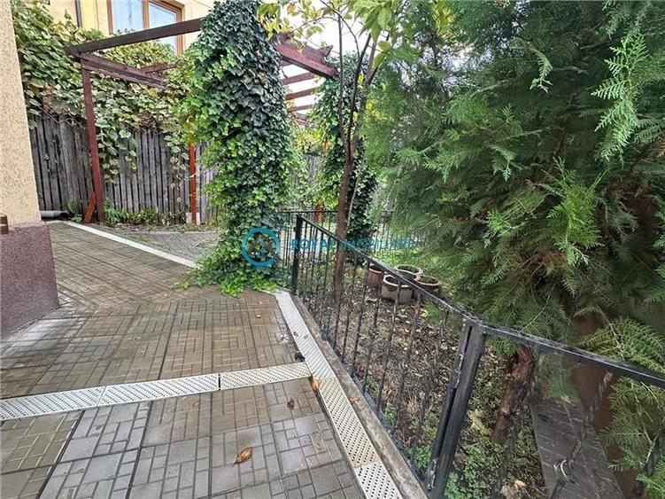 Royal Imobiliare - Vanzare vila zona Democratiei - 27