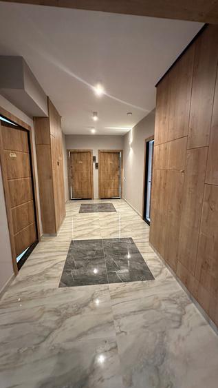 Apartament 3 camere,90,2 mp,cetaj 1,balcon mare, parcare inclusa - 3