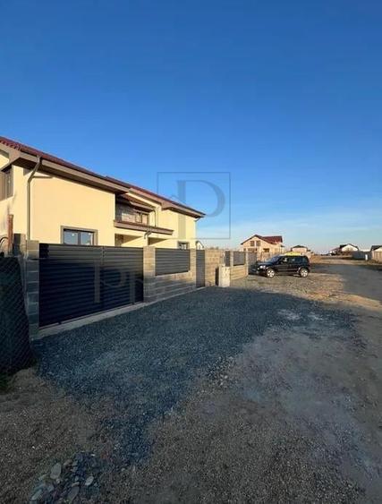 Duplex finalizat - bucatarie inchisa - dormitor la parter - 2