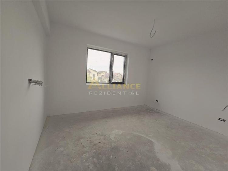 Vila individuala-str Miorita-5 camere- 390mp teren - 4