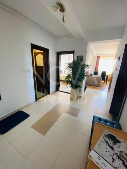 Apartament de inchiriat 3 camere, balcon, garaj, Zona Sub Arini - 10