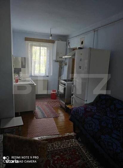 Casă cu 3 camere cu Teren 2323 Mp în Criș