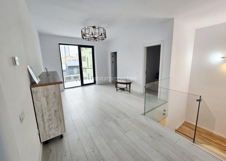 Vila noua 6 camere/3 bai, zona Tei langa parc