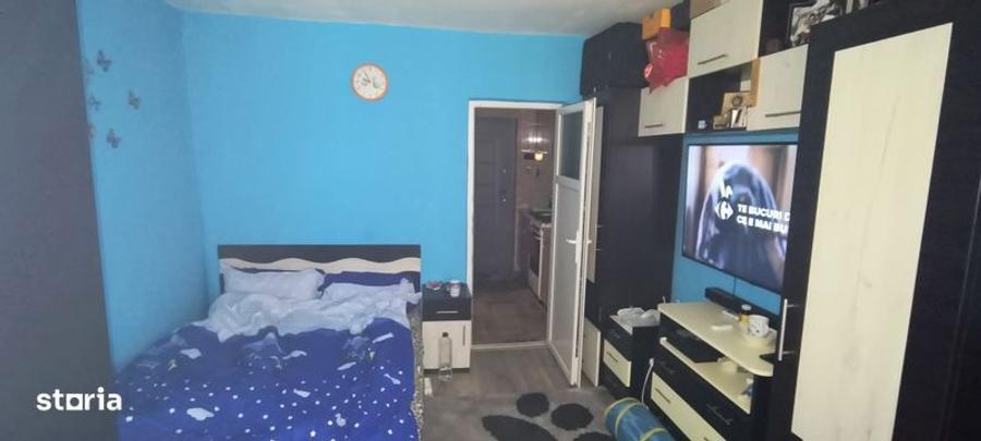 vand garsionera renovata - 4