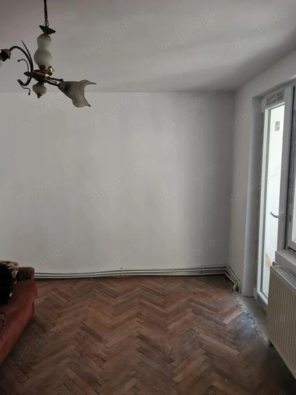Bacau, apartament decomandat 3 4 zona Orizont, 73000 euro, negociabil - 4