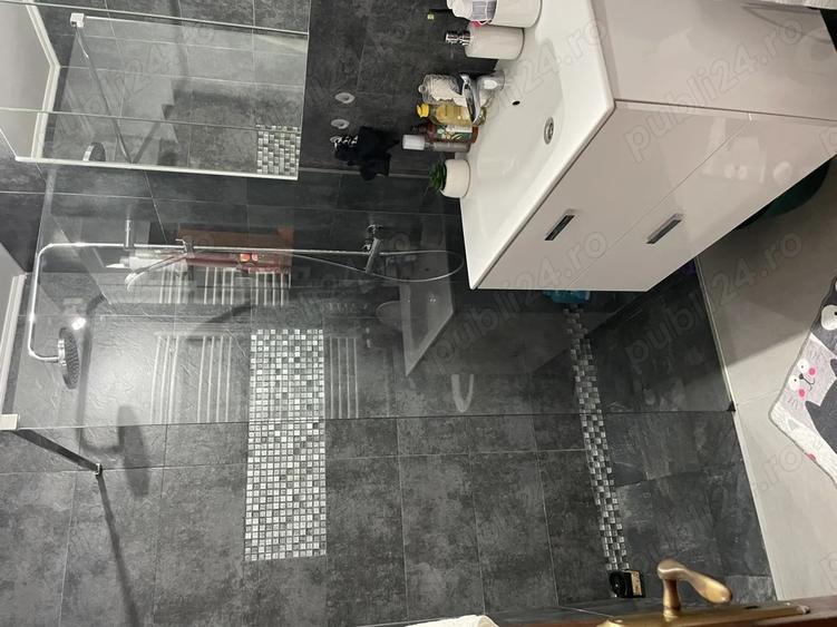 Vand apartament 2 camere, etaj 3 - 8