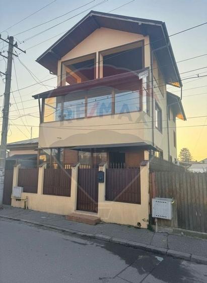 Casa / Vila cu 5 camere de vanzare in zona Dorobantul - 6