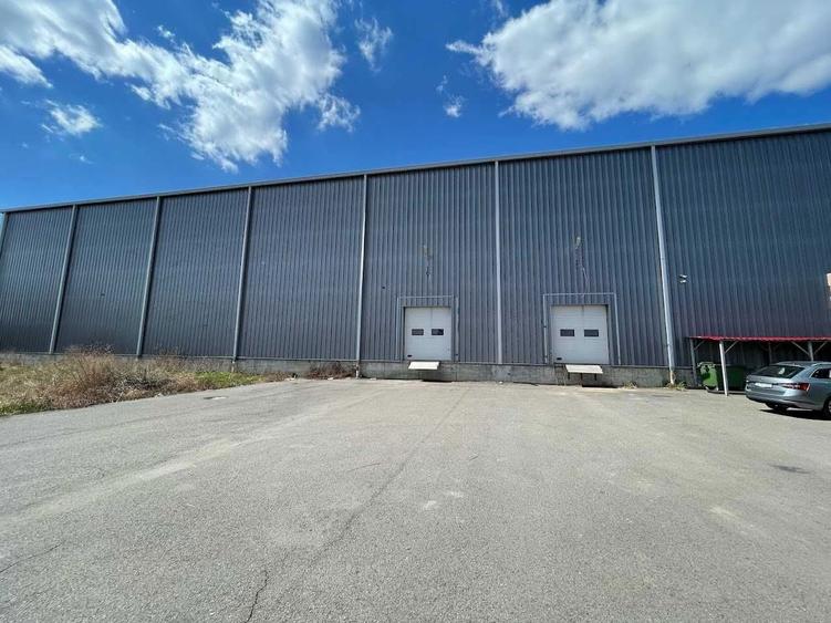 Depozite de inchiriat - Spatiu comerial - 4