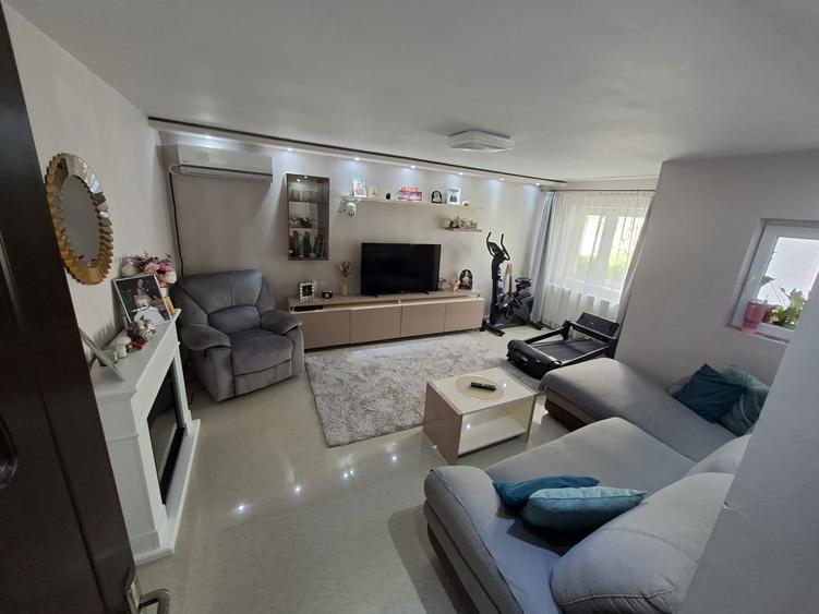 Apartament 3 camere - 1