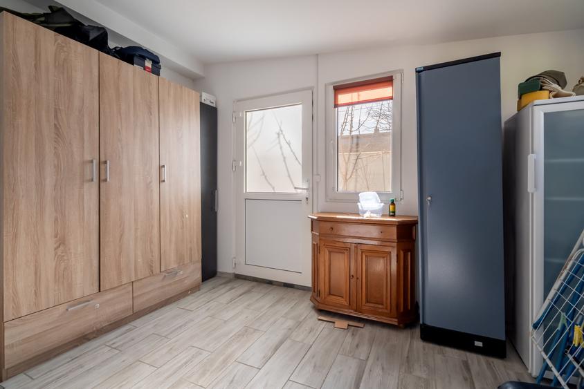 Casă cu curte generoasă pe o stradă liniștită din Bucureștii Noi - 38