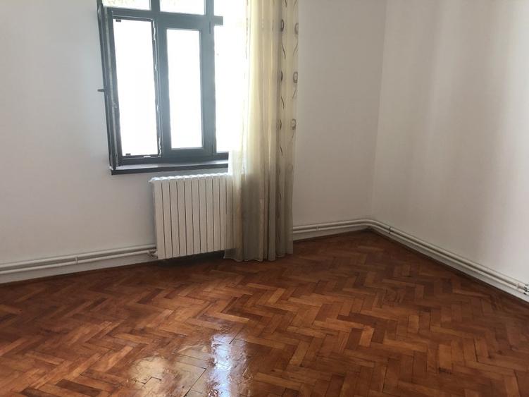 Oferim spre închiriere imobil pentru birouri - 4