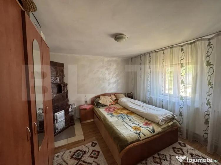 Casa plan parter cu 4 camere, 160 mp si 13000 mp teren, zona - 5