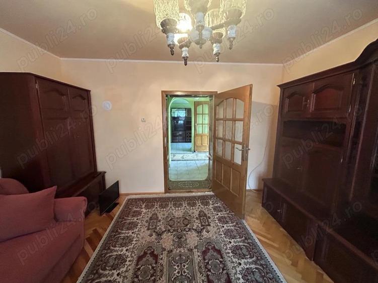 Vand casa mare caramida(2 corpuri cladire)renovat si ocupabil imediat,situat in Livada, st.850 mp - 3