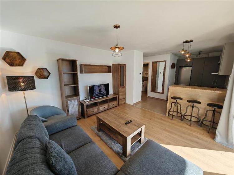 Inchiriem Apartament 2 Camere, Modern, Studio, Tractorul - Kasper - 4