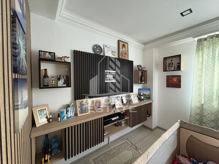 Casa cu sediu firma, atelier si apartament separat Mosnita Noua - 11