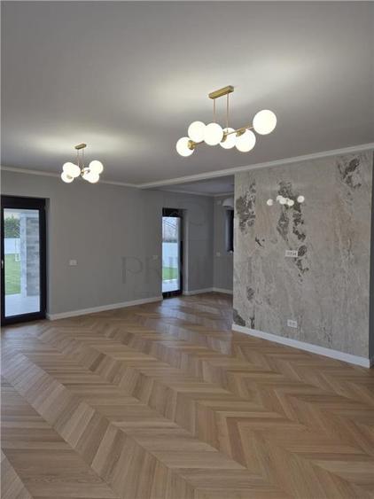 DUMBRAVITA - VILA DE LUX - 5 CAMERE - TEREN 1000 MP - GARAJ - POZITIE EXCELENTA - 3