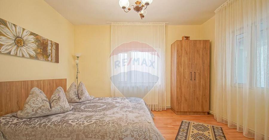 Vila cu farmec istoric in Bu?teni, pensiune sau locuin... - 15