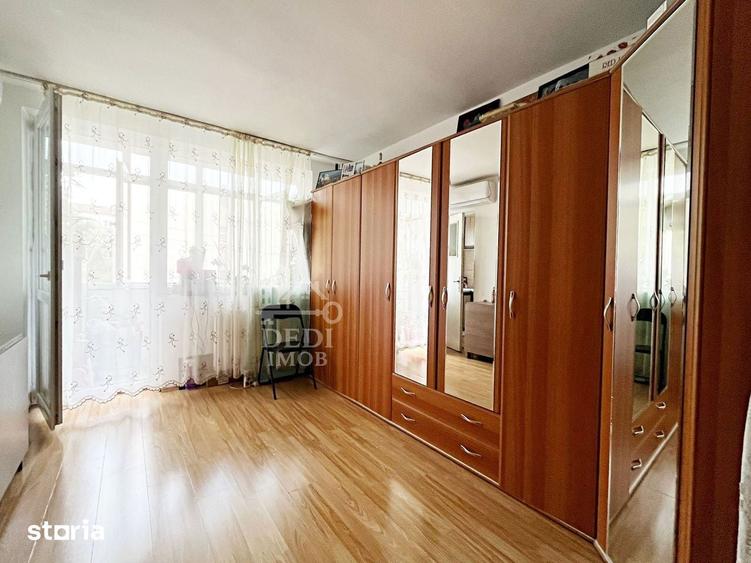 Apartament 1 camere de vanzare in zona Rogerius, Oradea - 1