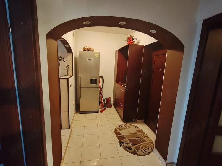 Apartament cu 2 camere decomandat în Ceair