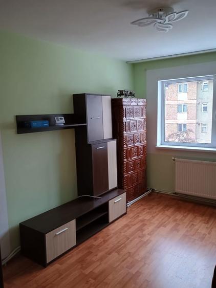 Apartament 3 camere semidecomandat - 5