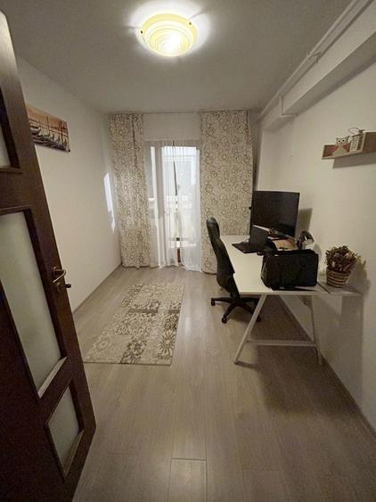 Inchiriez Apartament 2 camere 400 - 3