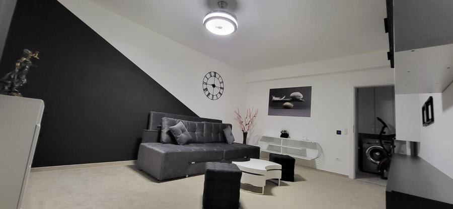 Inchiriez garsoniera Platinum residence - 1