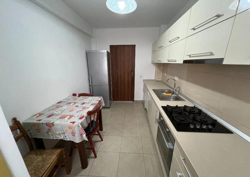 INCHIRIEZ apartament 3 camere decomandat,renovat,zona Selimbar - 10